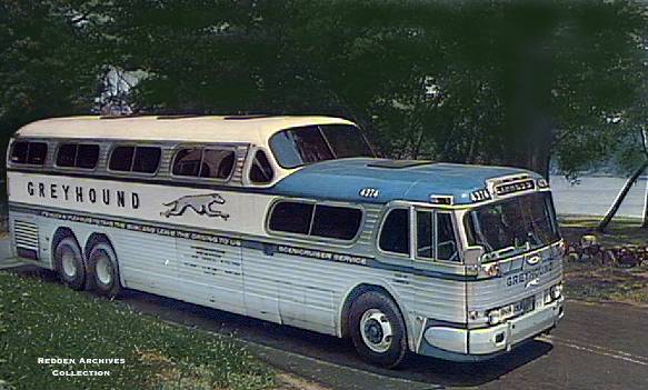 Greyhound Scenicruiser